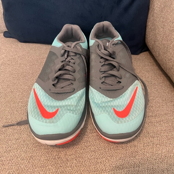 Nike FS Lite Run 3 Shoe - Turquoise/Grey/Orange - 6.5 - Picture 2 of 7